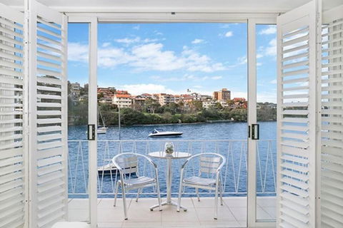 BADEN - Absolute Water Front Sydney Harbour Studio - Perths Hotel 0