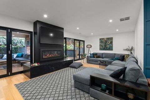 BADGER HOUSE - 4 Bed, 4 Bath, Stunning Entertainer Plus Fire - Perths Hotel 0