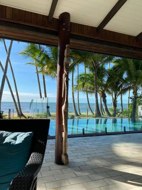 BALA Beach House On ABSOLUTE Beachfront - Perths Hotel 0