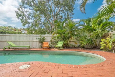 BARBADOS Ultimate Laid-back Holiday - Flat Stroll To River - Perths Hotel 1