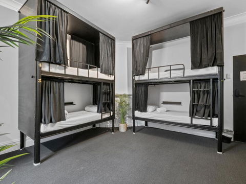 AZZURO POD HOTEL - Potts Point - Perths Hotel 3