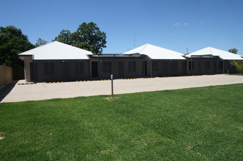 Emerald Park Motel - Perths Hotel 13