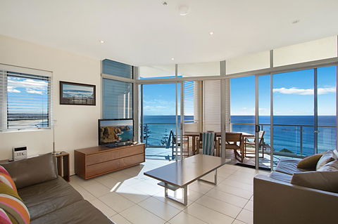 Blue C Coolangatta - Perths Hotel 0