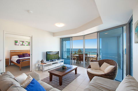 Blue C Coolangatta - Perths Hotel 3