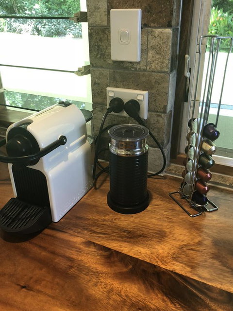 Cairns Beach House Our Oasis - Perths Hotel 8