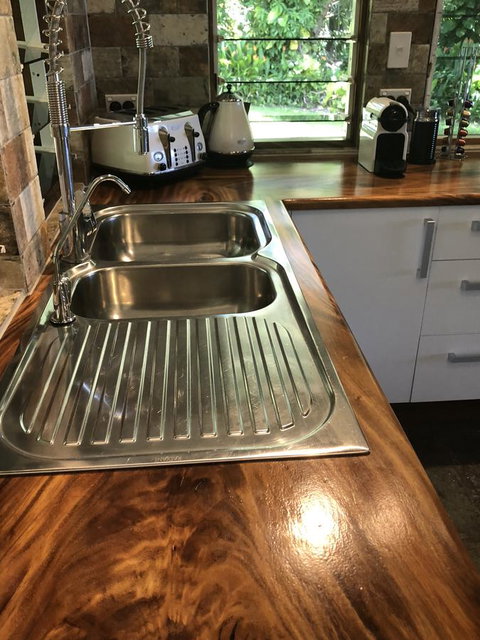 Cairns Beach House Our Oasis - Perths Hotel 12