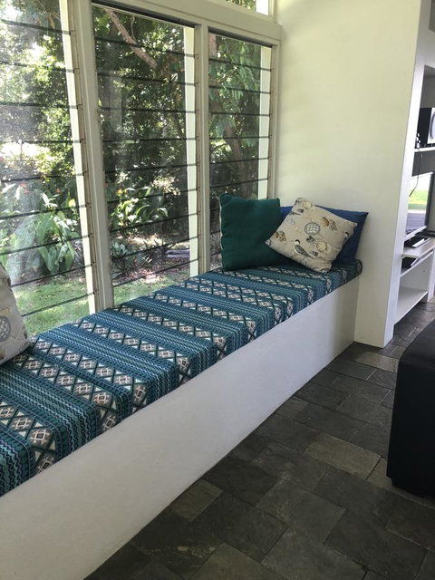 Cairns Beach House Our Oasis - Perths Hotel 36