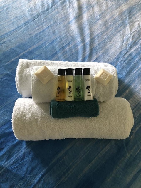 Cairns Beach House Our Oasis - Perths Hotel 23