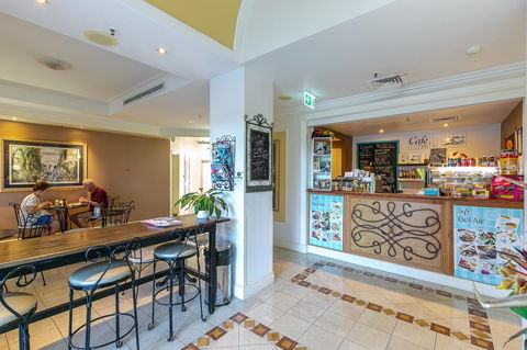 Bel Air On Broadbeach - Official - Perths Hotel 7