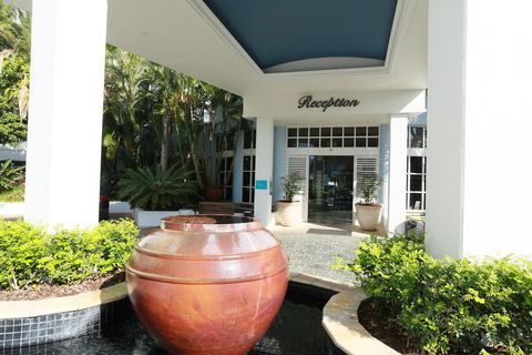 Bel Air On Broadbeach - Official - Perths Hotel 10