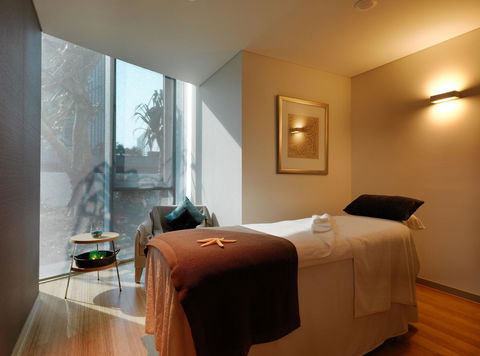 Hilton Surfers Paradise Hotel & Residences - Perths Hotel 35