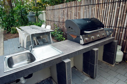 Burleigh Gold Coast Motel - Perths Hotel 23