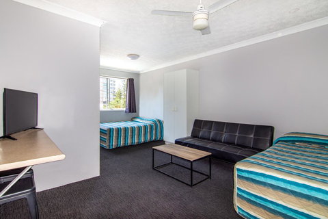 Burleigh Gold Coast Motel - Perths Hotel 17