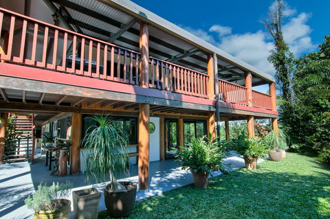 Daintree Manor B&B - Perths Hotel 26