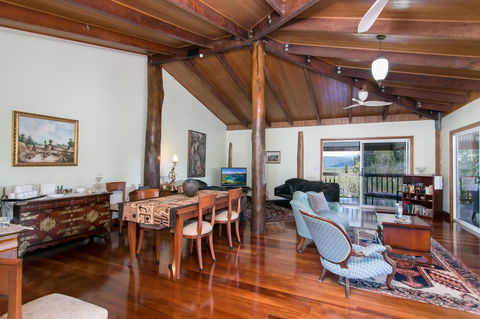 Daintree Manor B&B - Perths Hotel 24
