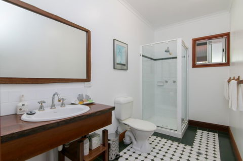 Daintree Manor B&B - Perths Hotel 22