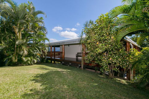 Daintree Manor B&B - Perths Hotel 21