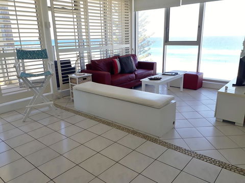 Hibiscus On The Beach - Perths Hotel 30