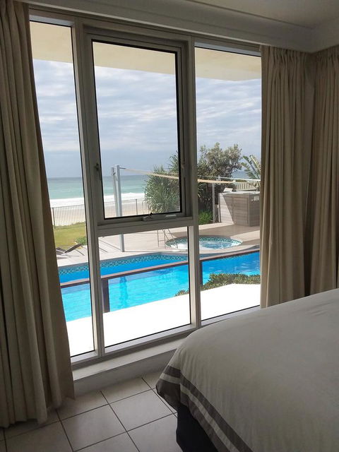 Hibiscus On The Beach - Perths Hotel 29