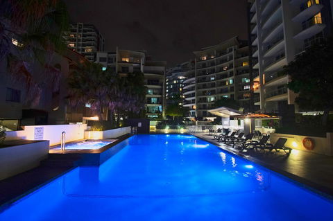 Trilogy Surfers Paradise - Perths Hotel 14