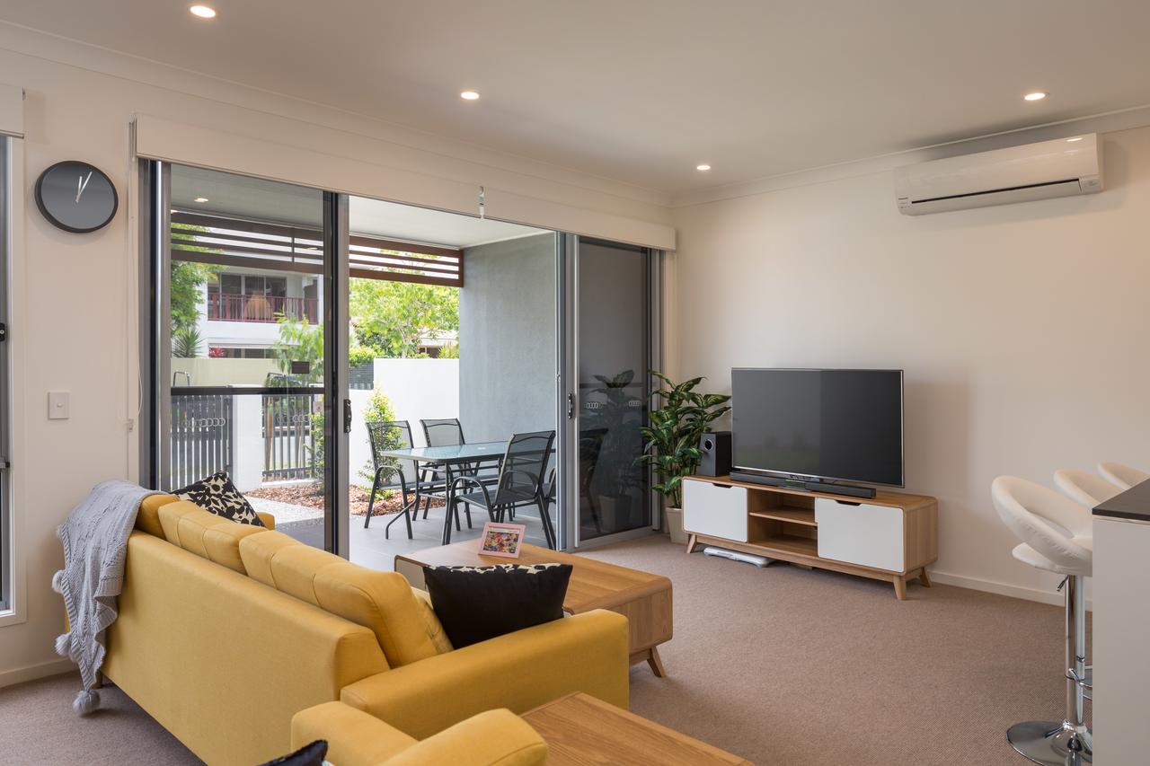 Carrara QLD Perths Hotel