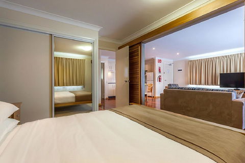 Eastgate On The Range Motel - Perths Hotel 12