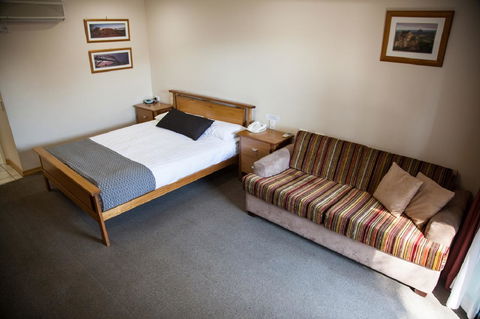 Eastgate On The Range Motel - Perths Hotel 9