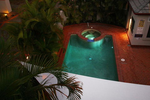 Burleigh On The Beach - Perths Hotel 31