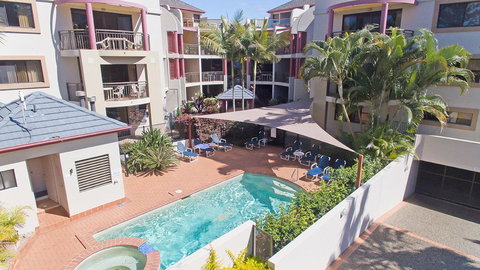 Burleigh On The Beach - Perths Hotel 7