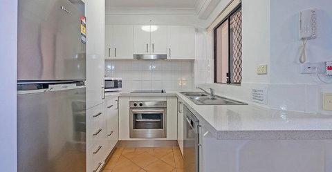 Burleigh On The Beach - Perths Hotel 15