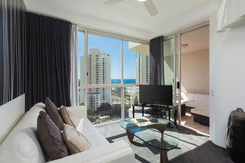Maldives Resort Main Beach, Gold Coast - Perths Hotel 18