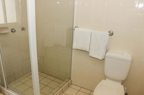 Salisbury Hotel Motel - Perths Hotel 20