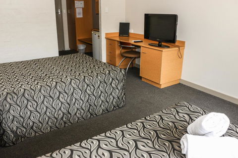 Salisbury Hotel Motel - Perths Hotel 16