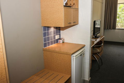 Salisbury Hotel Motel - Perths Hotel 14