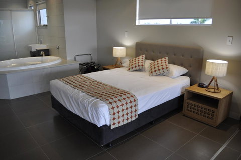 Hinchinbrook Holiday Apartments - Perths Hotel 43