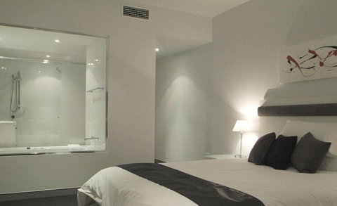 Hinchinbrook Holiday Apartments - Perths Hotel 7