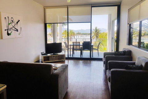 Hinchinbrook Holiday Apartments - Perths Hotel 4