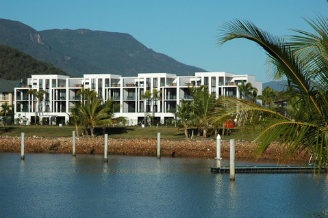 Hinchinbrook Holiday Apartments - Perths Hotel 40