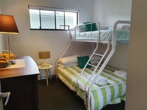 Hinchinbrook Holiday Apartments - Perths Hotel 20
