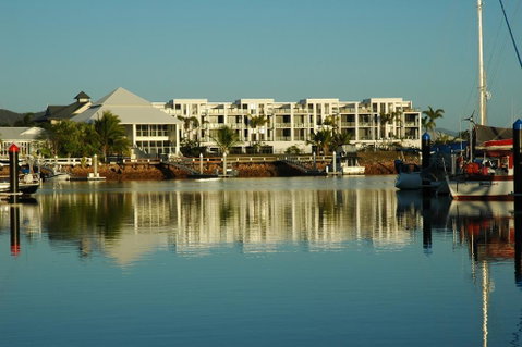 Hinchinbrook Holiday Apartments - Perths Hotel 28