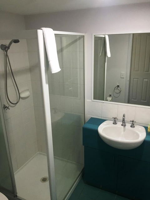 Surfers Beach Resort 2 - Perths Hotel 35