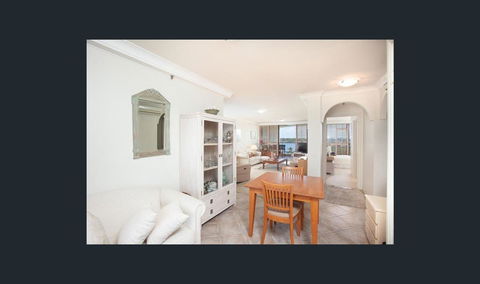 Spectrum Holiday Apartments - Perths Hotel 8