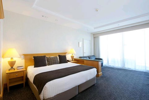 Deluxe King Room In Gold Tower - Perths Hotel 3