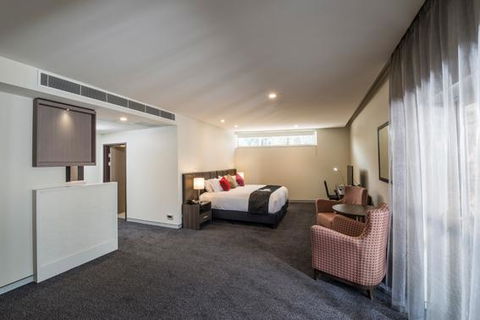 Alexandra Hills Hotel - Perths Hotel 11