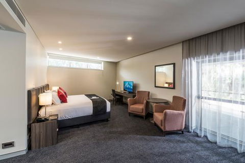 Alexandra Hills Hotel - Perths Hotel 15