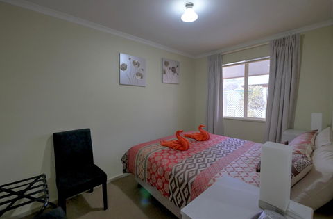 Ficifolia Lodge - Perths Hotel 19