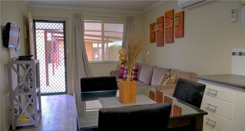 Ficifolia Lodge - Perths Hotel 5