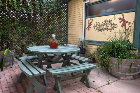 Ficifolia Lodge - Perths Hotel 23