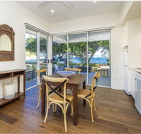 Reflections Topaz Villa - Perths Hotel