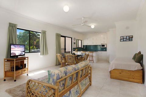 Quiet Location Across From Waterfront - South Esp, Bongaree - Perths Hotel 12